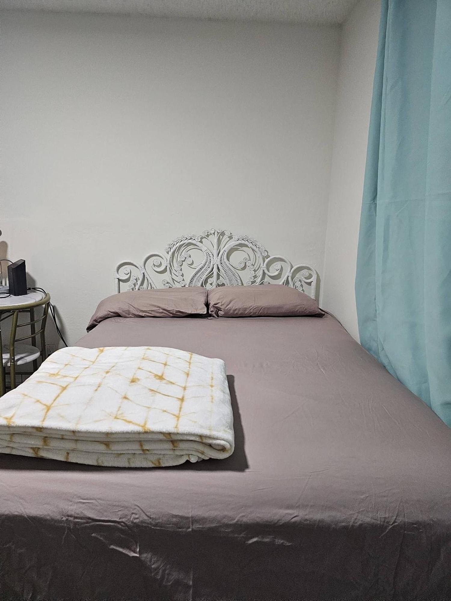Room In Apartment - The Sample Rd Retreats Pompano Beach Eksteriør billede